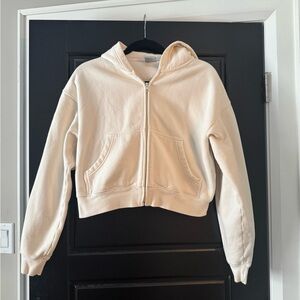 Aritzia TNA sweater